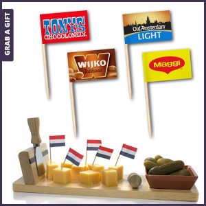 Kaasprikkers, Partyprikkers, Cocktailprikkers met bedrukt vlaggetje