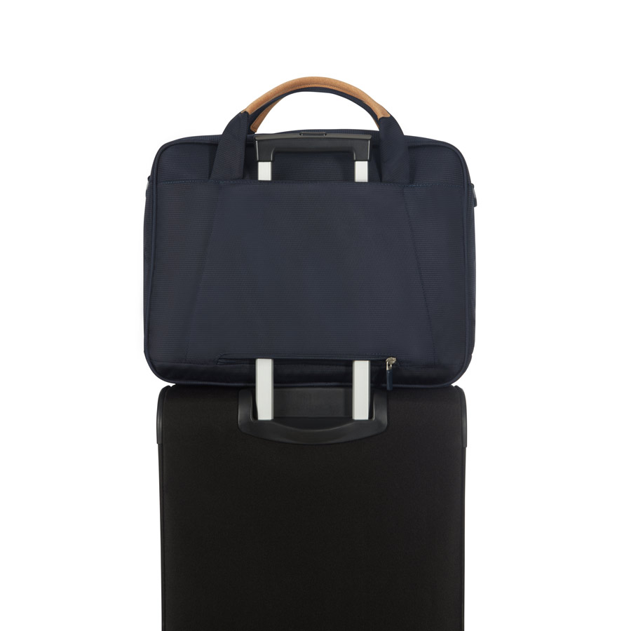 Eco-schoudertas-van-Samsonite,-gemaakt-van-gerecycled-materiaal.-Personaliseerbaar-met-logo-of-initialen-(3) Eco-schoudertas-van-Samsonite,-gemaakt-van-gerecycled-materiaal.-Personaliseerbaar-met-logo-of-initialen-(3)