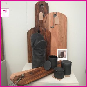 Houten borrelplank met logo